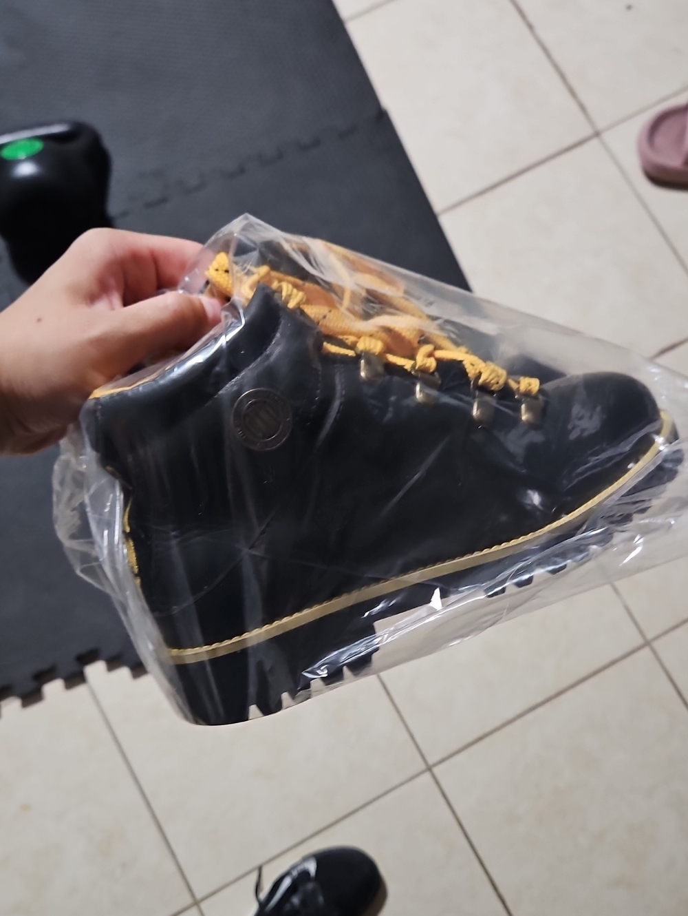 rare DKNY Black and Gold Women's Winter Boots